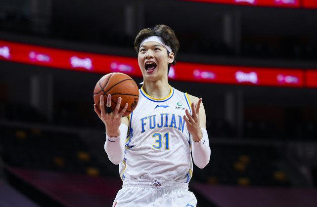 华体会官网TES引发争议！，Doinb官方宣布出色防守新规引发球迷热议的简单介绍